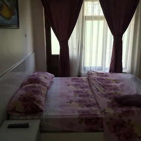 Mandalya Homestay